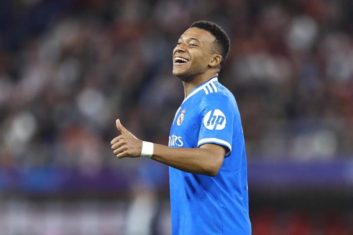 El delantero francés Kylian Mbappé (Real Madrid) celebra un gol en Champions ante Olympiacos. 