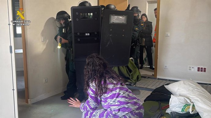 La Guardia Civil entrena en Logroño su capacidad operativa ante escenarios de crisis que requieran negociación policial