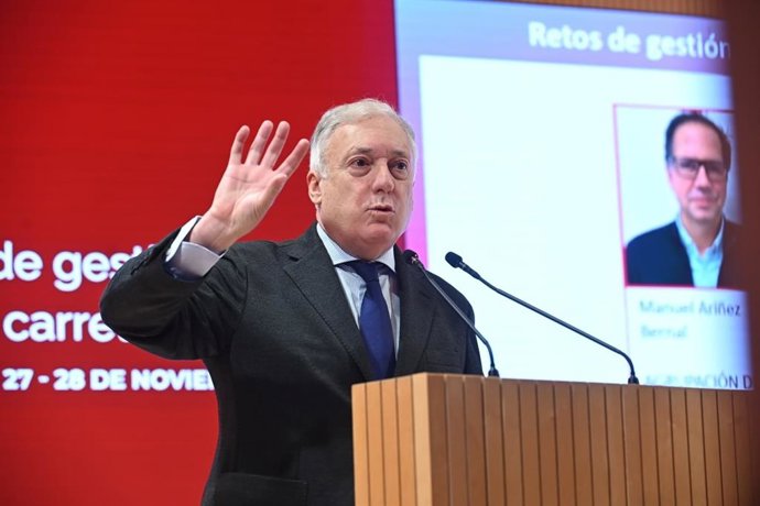 Octavio López ha inaugurado en Zaragoza las segundas jornadas técnicas de la Asociación Española de la Carretera.