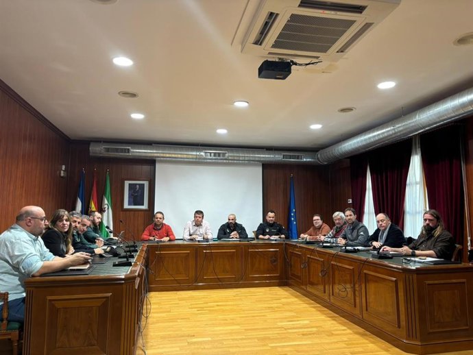 Reunión en Monachil por venta ambulante ilegal en Sierra Nevada