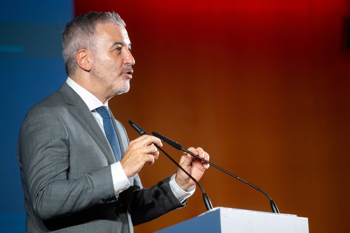 El alcalde de Barcelona, Jaume Collboni, durante el I Foro Barcelona, en el World Trade Center, a 17 de noviembre de 2025, en Barcelona, Catalunya (España).