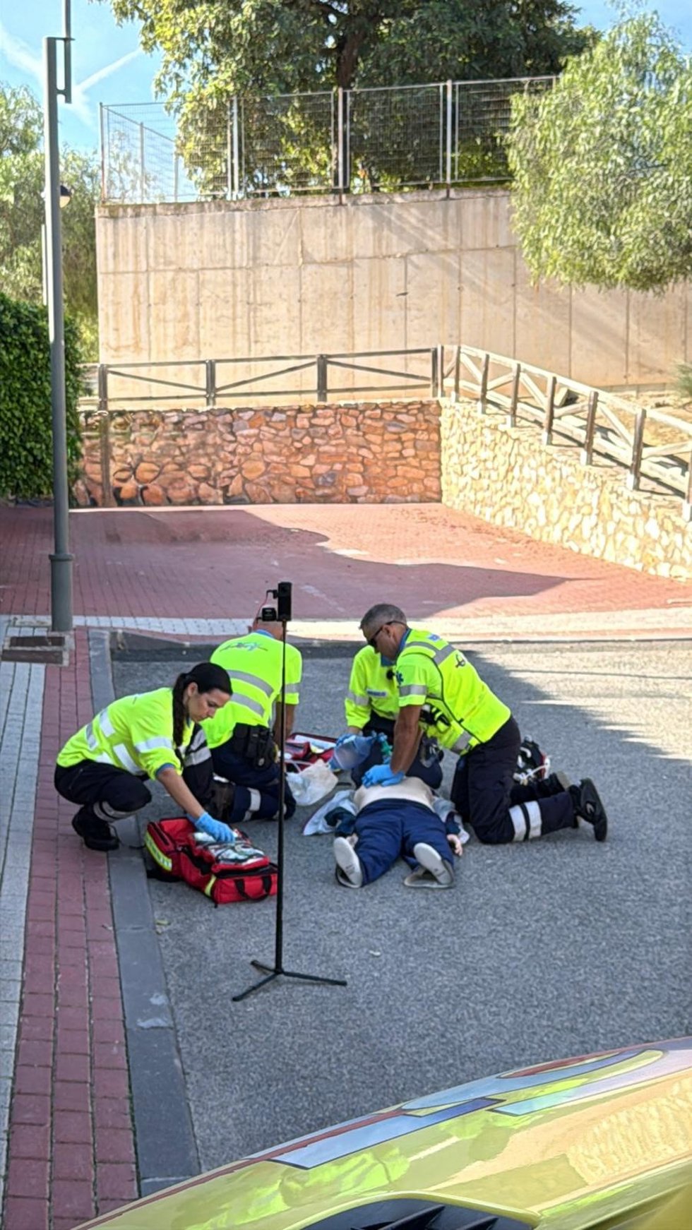Simulación, organizada por la Gerencia de Urgencias y Emergencias 061 y la UCAM, en la que se ha recreado en 360 la actuación de una Unidad Móvil de Emergencias para formar a estudiantes y profesionales sanitarios