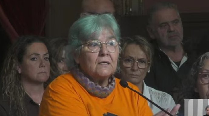 Vecinos de Son Bordoy protestan en Cort contra su desahucio