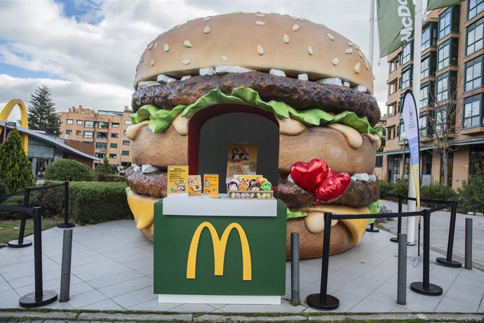 McDonald's recauda 575.000 euros para su Fundación Infantil en el McHappy Day, un "récord histórico" en España