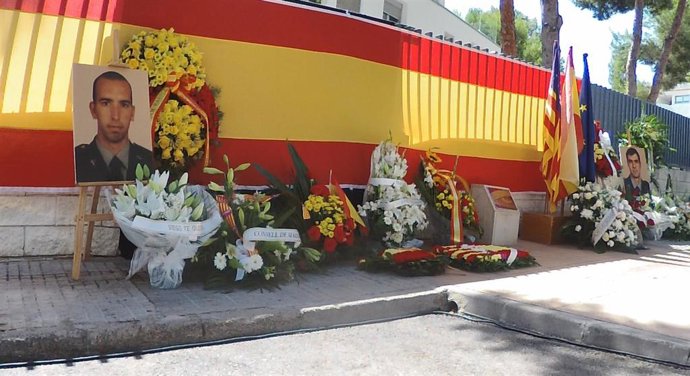 Homenaje a los dos guardias civiles asesinados por ETA en Palmanova en 2009, Diego Salvà Lezaun y Carlos Sáenz de Tejada García.