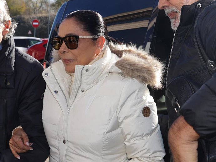 Isabel Pantoja, a su llegada a los juzgados de Pozuelo de Alarcón este jueves