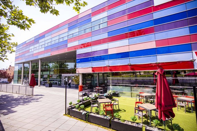 Archivo - Edificio de EMV en Rivas