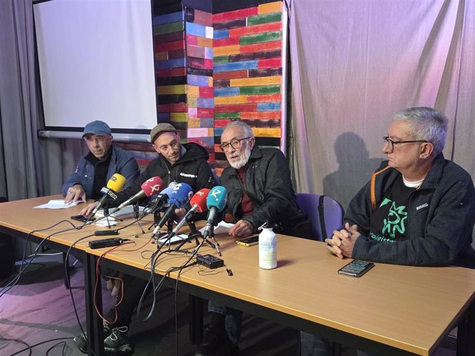 Adenex, Ecologistas en Acción y Greenpeace lanzan una campaña contra la prórroga de la vida útil de Almaraz