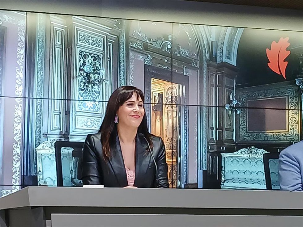 Archivo - La portavoz de la Diputación de Bizkaia, Leixuri Arrizabalaga, en rueda de prensa.