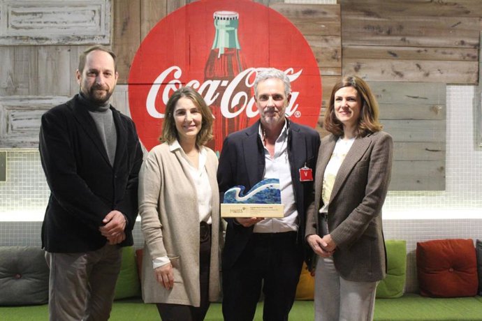 Equipo Mares Circulares y Carlos Garau, premiado.