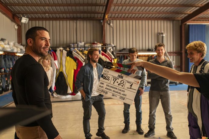 Archivo - Carlos Cuevas, Miguel Bernardeau y Miguel Ángel Silvestre saltan al vacío en La fiera, lo nuevo de Salvador Calvo