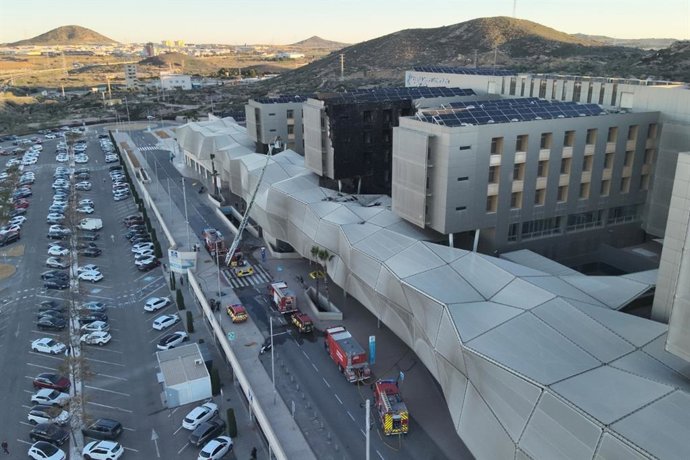 Incendio del bloque 5 del Hospital Santa Lucía de Cartagena