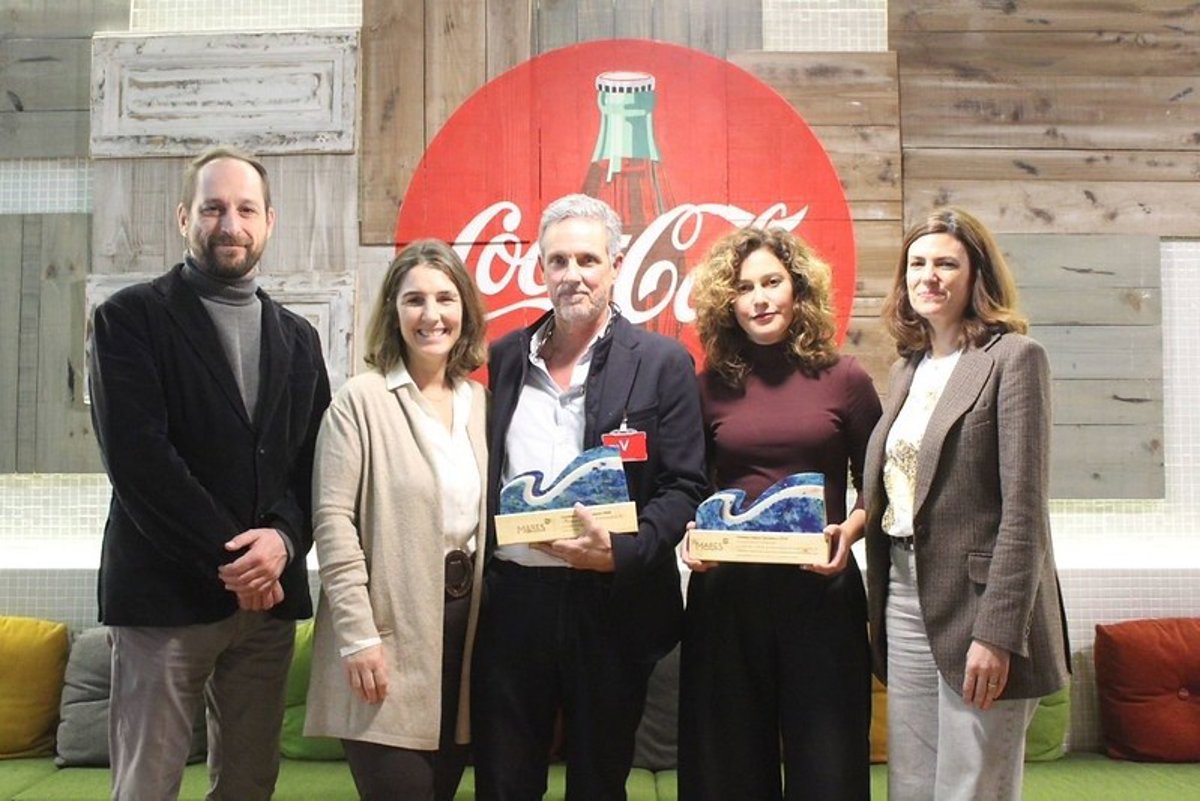 El Instituto de Ciencias Marinas de Andalucía y Garau Ingenieros, ganadores de los premios MARES Circulares de Coca-Cola