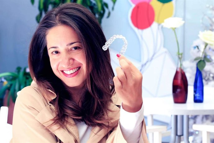 Tendencias 2025; implantes dentales, ortodoncia y diseño de sonrisa en Marlon Becerra