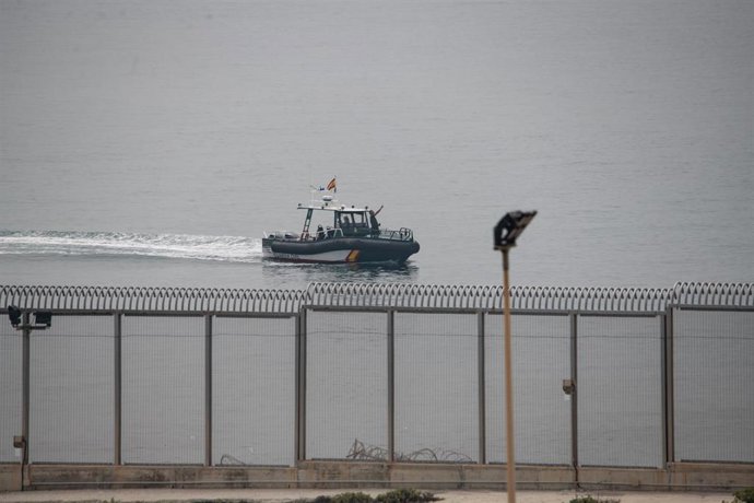 Archivo - Imagen de archivo de la vista de la frontera entre España y Marruecos, en Ceuta 