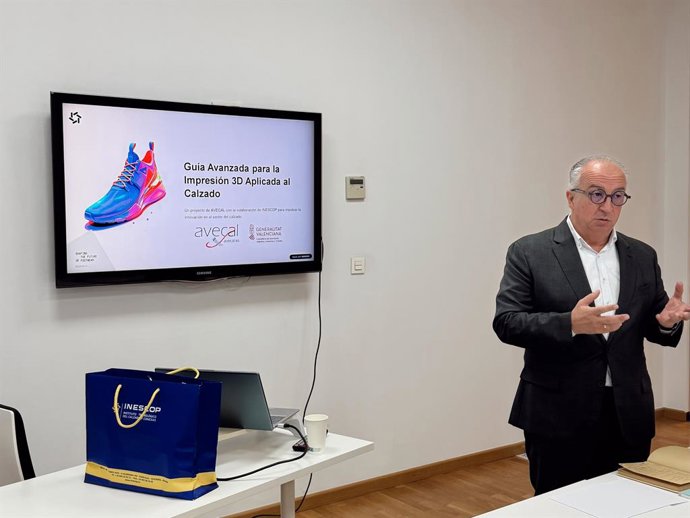 Presentación de la 'Guía avanzada para la impresión 3D aplicada al calzado'