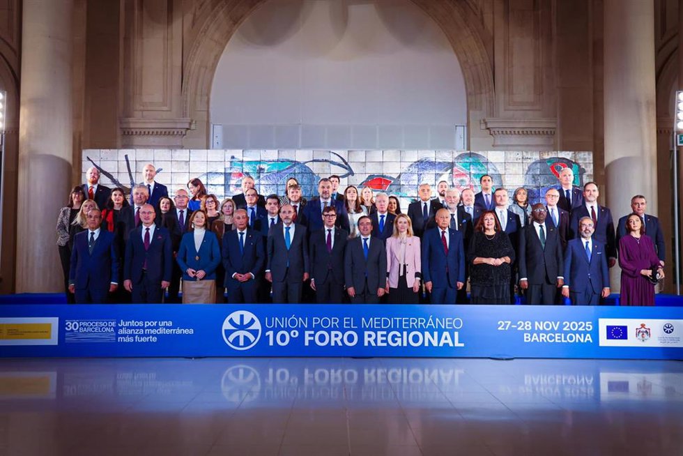 Foto de familia del 10o Foro Regional de la UpM