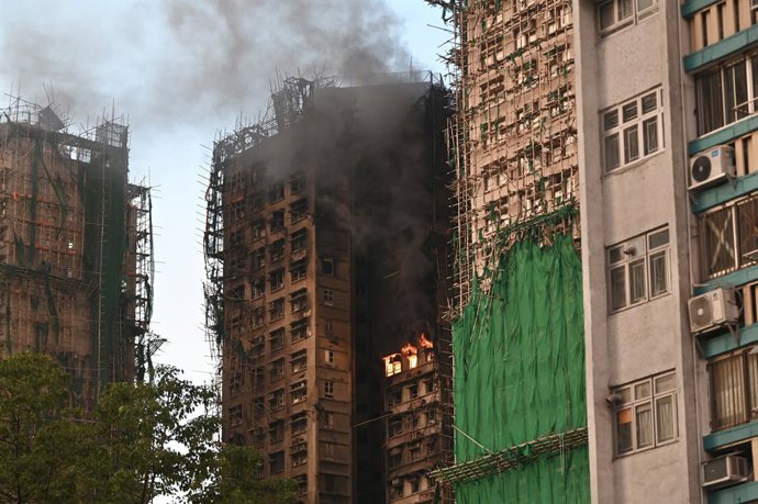 Imagem de arquivo do complexo incendiado em Hong Kong.