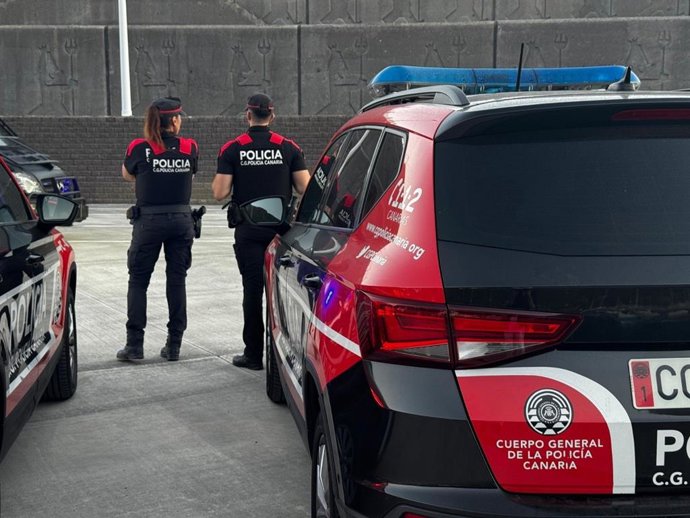 Agentes del Cuerpo General de la Policía Canaria, adscritos a la Unidad de Seguridad Ciudadana