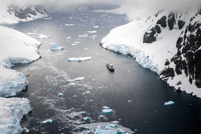 El lujoso rompehielos 'Le Commandant Charcot' circunnavegará la Antártida por completo en 2028