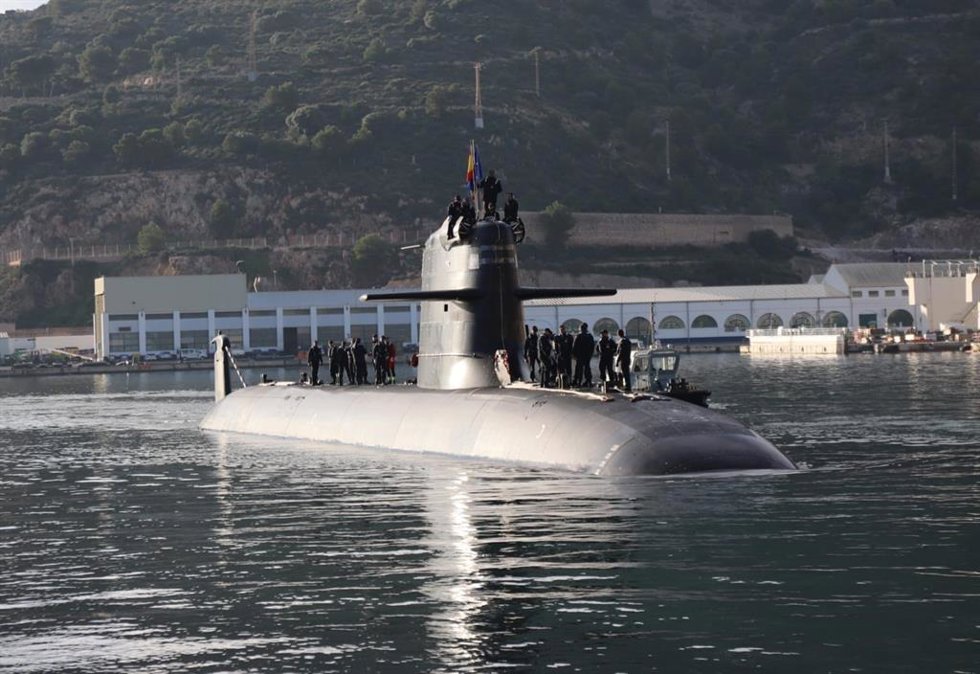 El S-81 'Isaac Peral' llegando a Cartagena