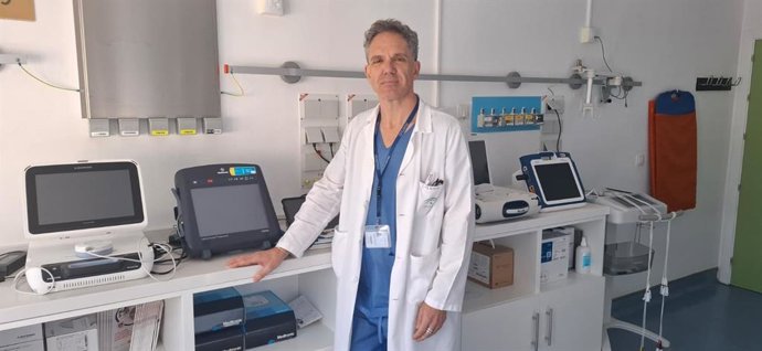 Director de la UCI del Hospital Axarquía , Javier Merino Vega