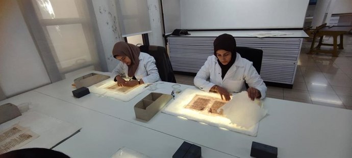 El Institut Valencià de Conservació, Restauració i Investigació y Empleo, ha organizado en Marruecos un curso especializado en restauración de papel.