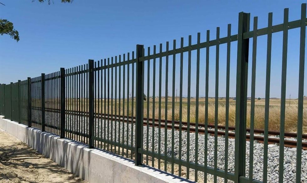 Ejemplo de cerramiento ferroviario