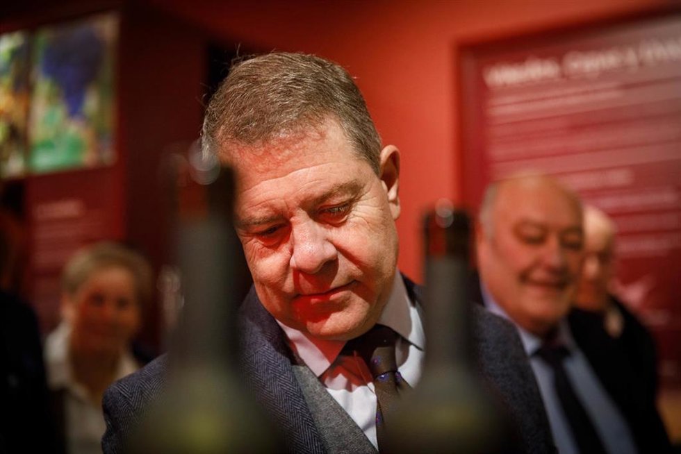 El presidente de Castilla-La Mancha, Emiliano García-Page, inaugura, en Carrión de Calatrava (Ciudad Real), el Centro de Interpretación del Vino.