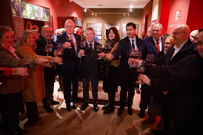 Inauguración del ‘Centro de Interpretación del Vino’ en Carrión de Calatrava.