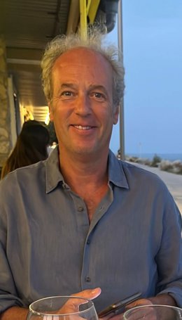 Santi Gallardo, gerente de Punto Singular SL