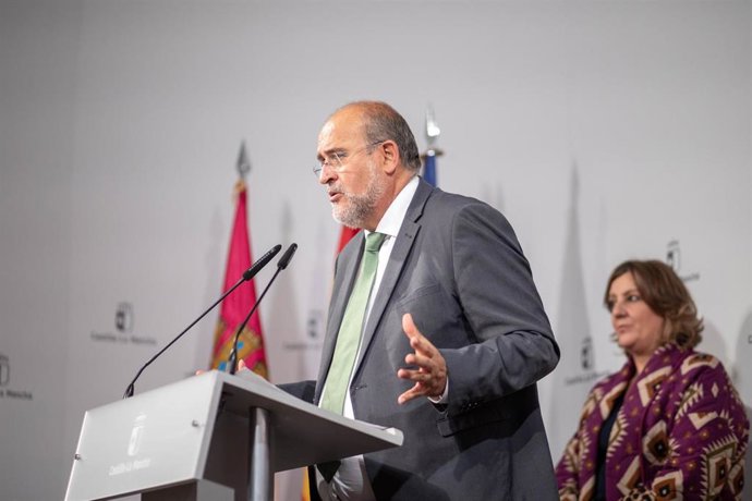 El vicepresidente primero del Gobierno regional, José Luis Martínez Guijarro.