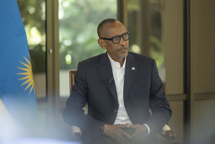 Archivo - KIGALI, Sept. 5, 2024  -- Rwandan President Paul Kagame speaks during an interview in Kigali, Rwanda, July 3, 2023. TO GO WITH "(FOCAC) Interview: China a reliable partner for Africa's development: Rwandan president "