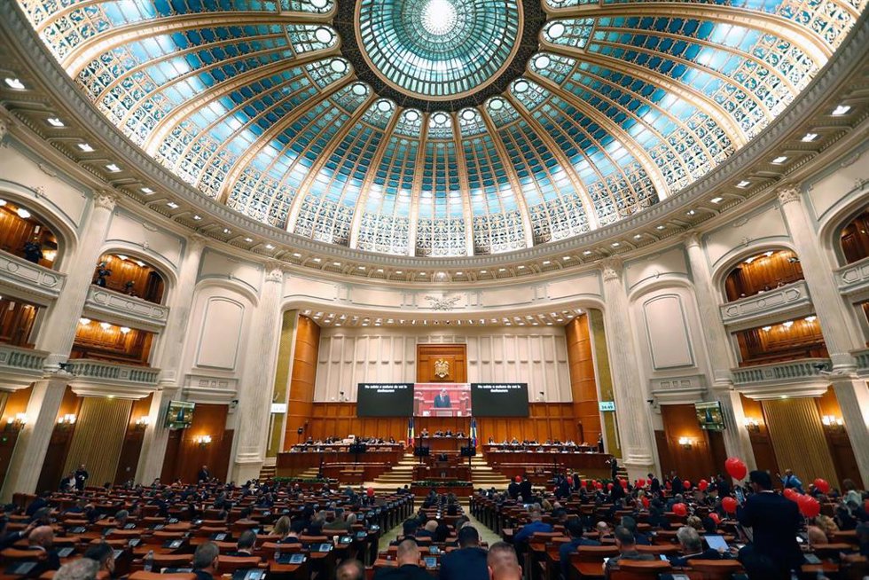Archivo - Imagen de archivo del Parlamento de Rumanía.