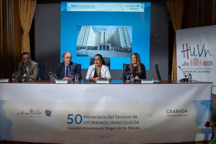 El Hospital Virgen de las Nieves celebra el 50 aniversario de su servicio de Otorrinolaringología.
