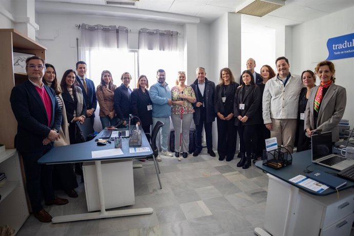 El Ayuntamiento de Sevilla estrena una nueva oficina de Lengua de Signos