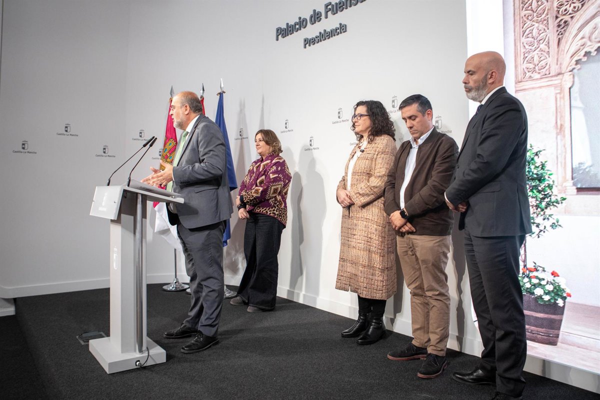 CCOO y UGT defienden acciones ante la negociación colectiva y Cecam respeta pero rechaza manifestaciones  preventivas 