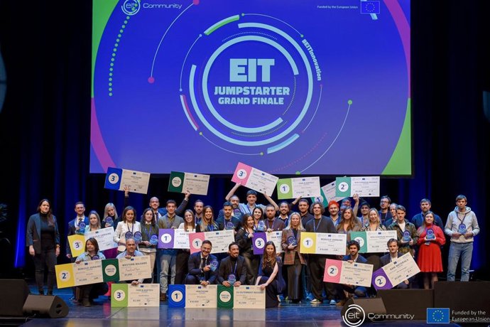 Awards Group EIT