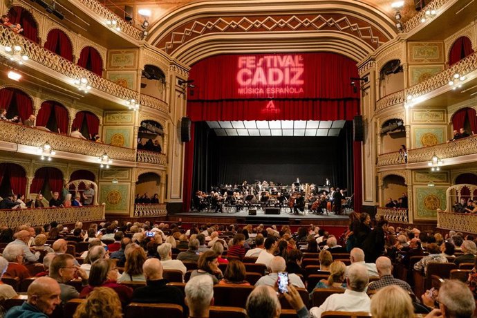 El Gran Teatro Falla en una de las funciones del Festival de Música de Cádiz.