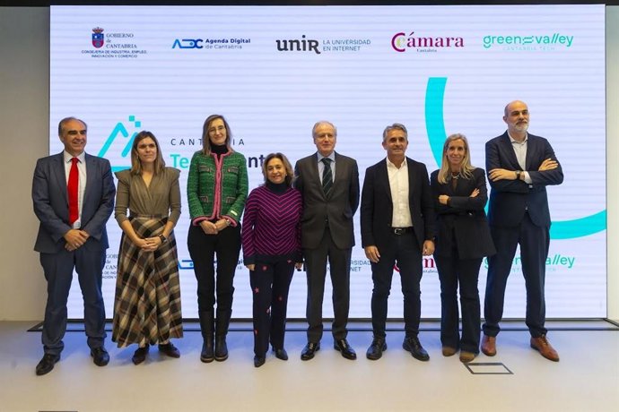 Cantabria y UNIR presentan el primer programa público-privado de apprenticeship en España para impulsar el talento TIC