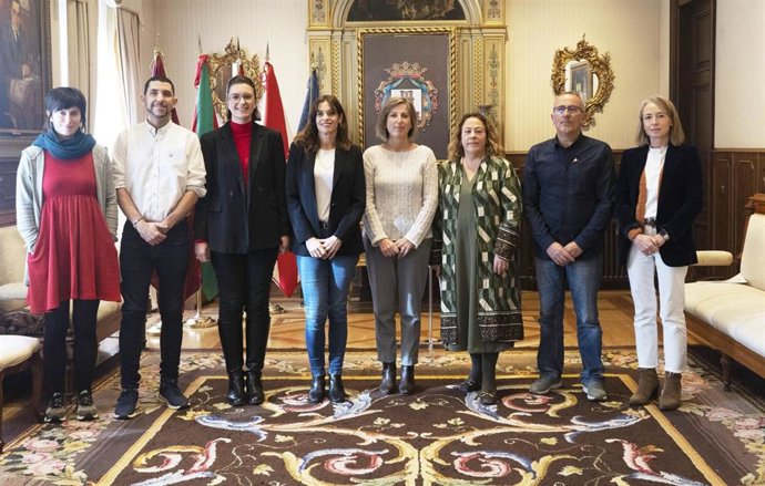 Representantes de la Corporación Municipal han leído una declaración institucional con motivo del día Internacional de la Ciudad Educadora