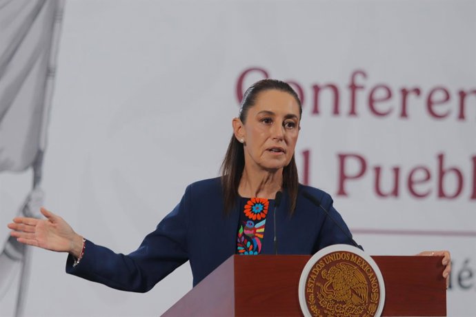 17 de novembro de 2025, México, Cidade do México: A presidente mexicana Claudia Sheinbaum fala durante uma coletiva de imprensa sobre a manifestação da gen Z contra seu governo. Foto: Carlos Santiago/eyepix via ZUMA Press Wire/dpa
