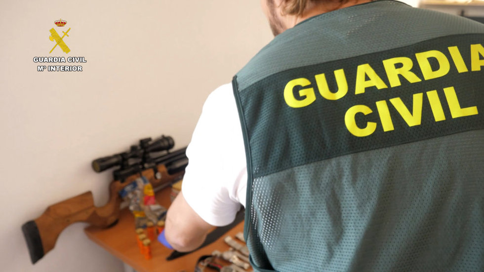 Desarticulada una organización criminal especializada en las estafas del "tocomocho" y la "estampita"