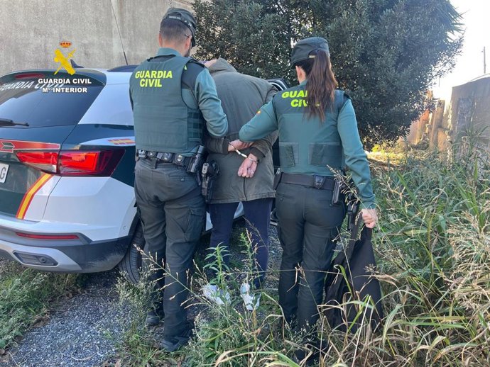 Un detenido por los robos en un parking de El Saler