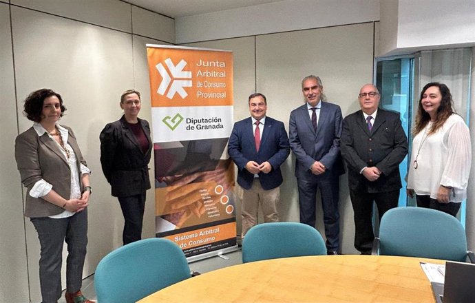 Tercera sesión del año de la Junta Arbitral de Consumo de Granada.