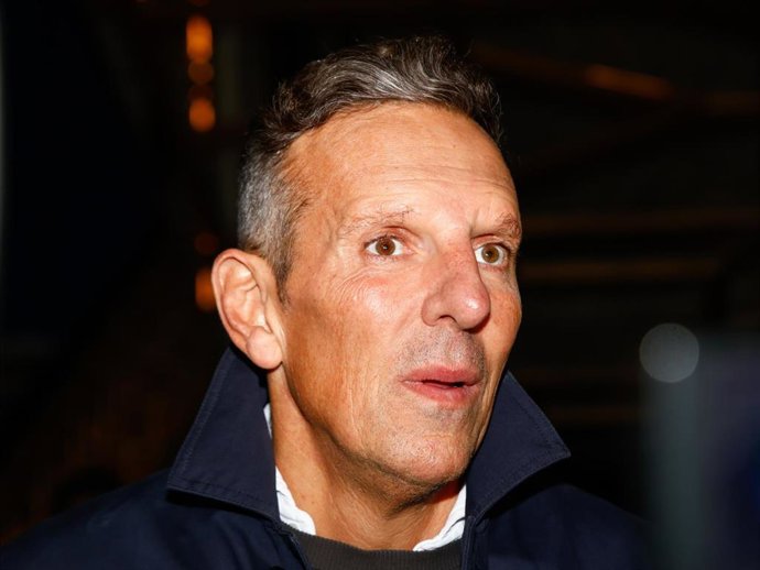 Joaquín Prat disfruta de la fiesta navideña de Unicorn; a 28 de noviembre de 2025, en Madrid (España).