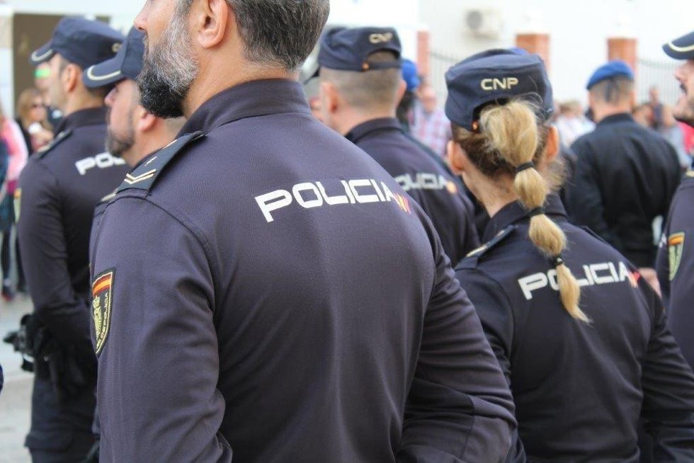 Archivo - Imagen de archivo de agentes de la Policia Nacional.