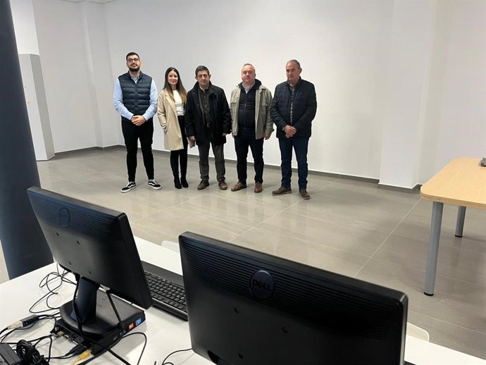 Imagen de la visitas de actuación de la Diputación de Jaén en Cazailla.