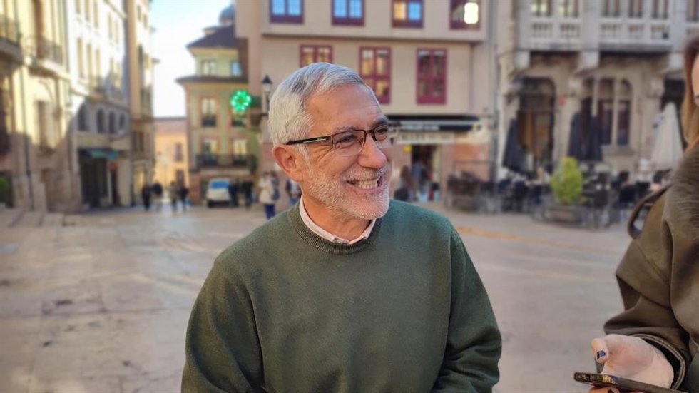 El portavoz de IU-Convocatoria por Oviedo, Gaspar Llamazares.