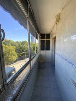 Terraza de la vivienda antes de la rehabilitación.